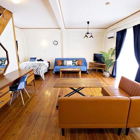 にらい恩納　一本松 Apartment Onna Exterior photo