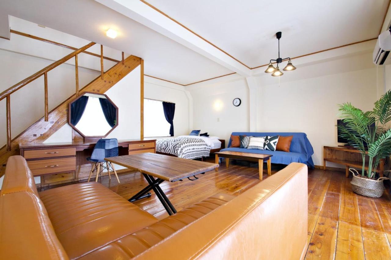 にらい恩納　一本松 Apartment Onna Exterior photo